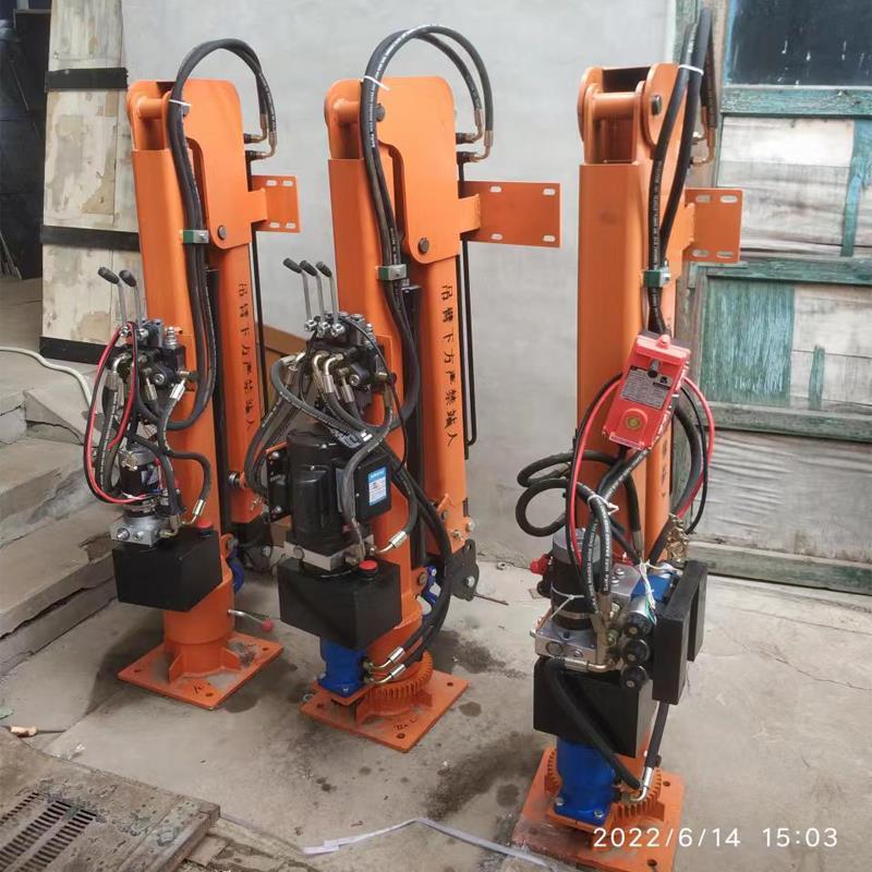 集宁区重汽蓝牌随车吊 3.2吨 国六动力强 液压驱动 农用自卸起重机